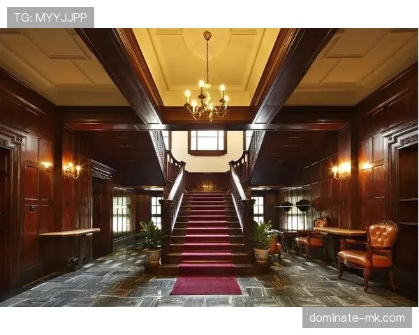 季丽萍把客厅装成酒店大堂，看到那账单我默默删了购物车